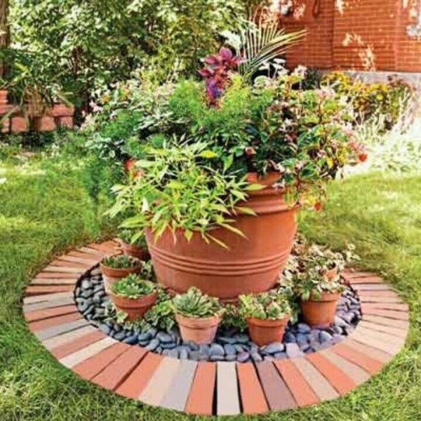 13 ideas con ladrillos para el jardin 06 e1405014497363