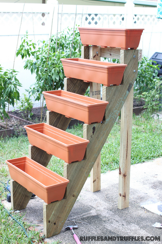 Jardín vertical escalonado DIY 4