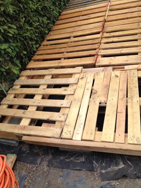 patios-con-deck-hechos-de-palets-07