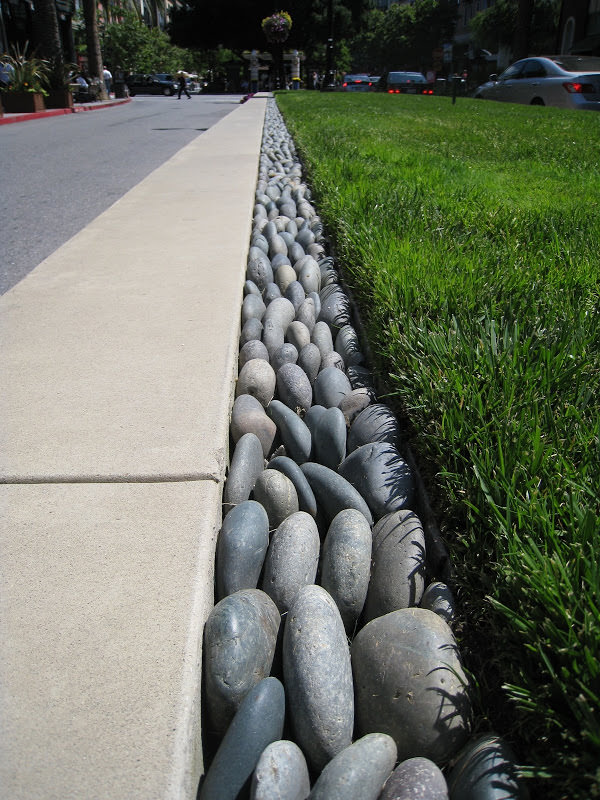 borduras-para-jardin-con-materiales-reciclados-01