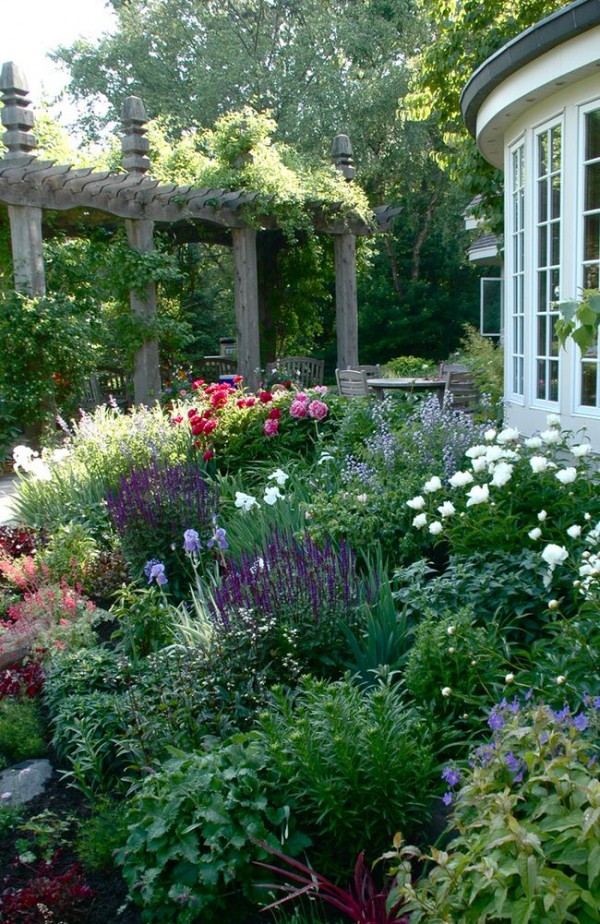 consejos-para-tener-un-jardin-exuberante-03