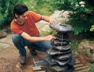 imagen Cómo construir una fuente con cascada de piedras