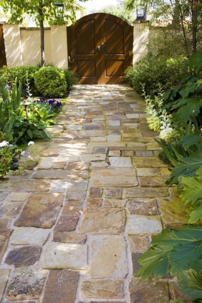 Caminos para el patio trasero y delantero que te encantarán